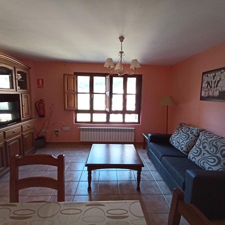 Casa Felisa Appartement Pola de Somiedo Buitenkant foto
