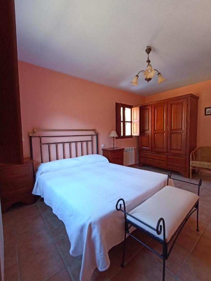 Casa Felisa Appartement Pola de Somiedo Buitenkant foto