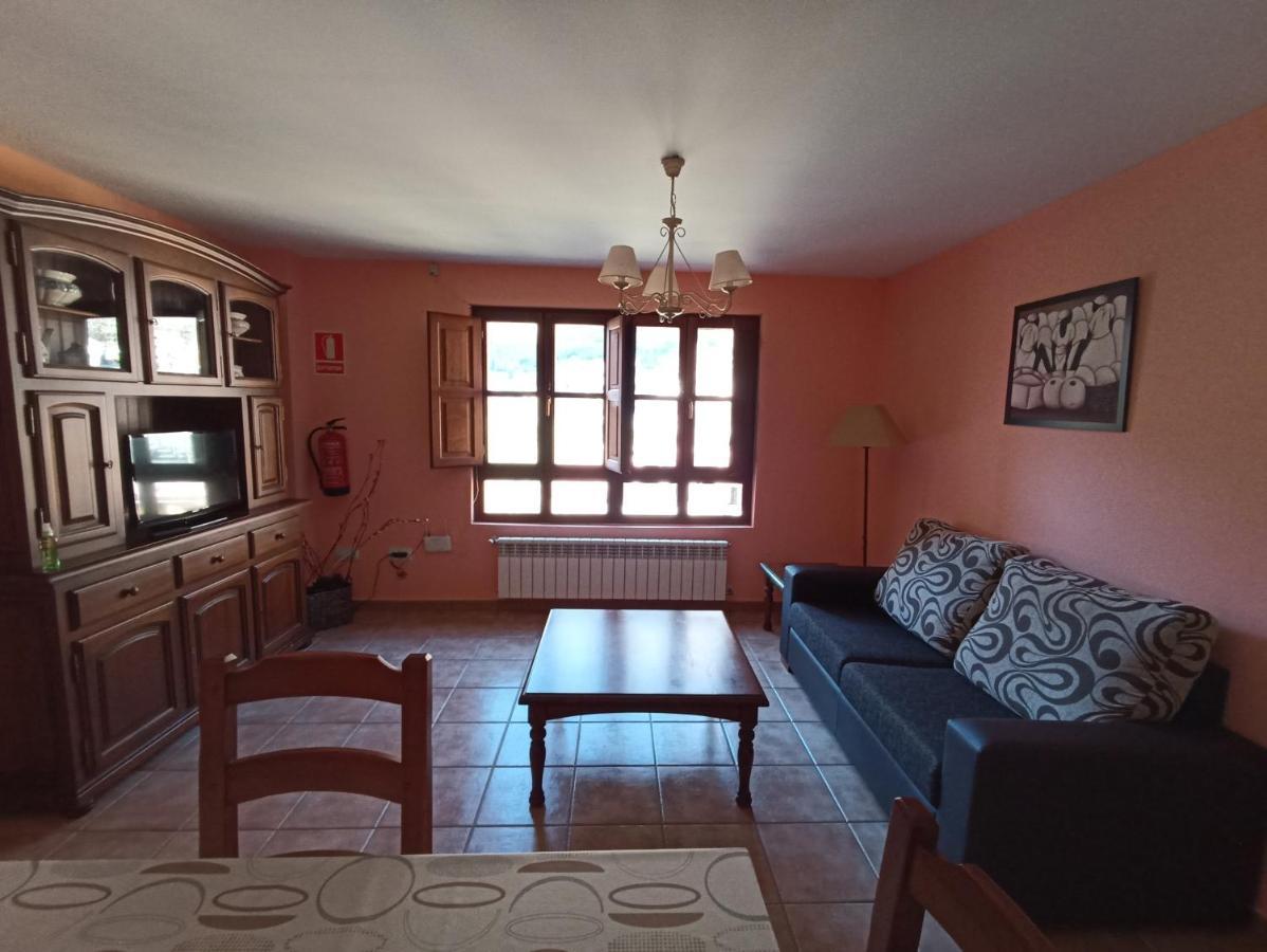 Casa Felisa Appartement Pola de Somiedo Buitenkant foto