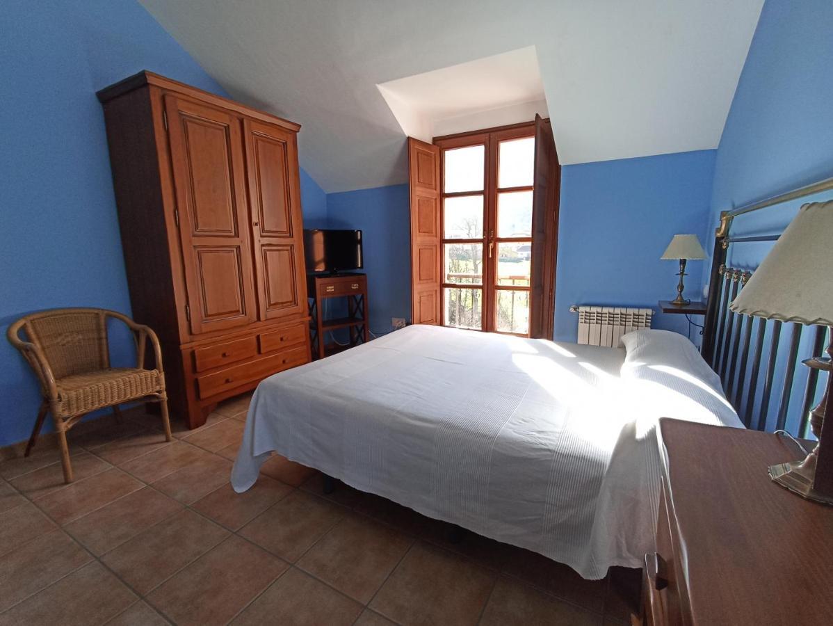 Casa Felisa Appartement Pola de Somiedo Buitenkant foto